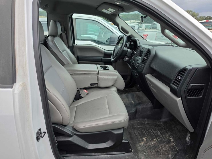 2018-ford-f150-xl-image-7