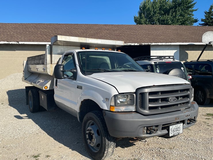 2002-ford-f550-xl-image-3