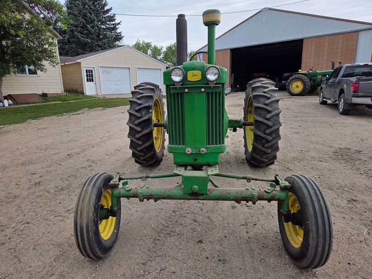 john-deere-620-image-2