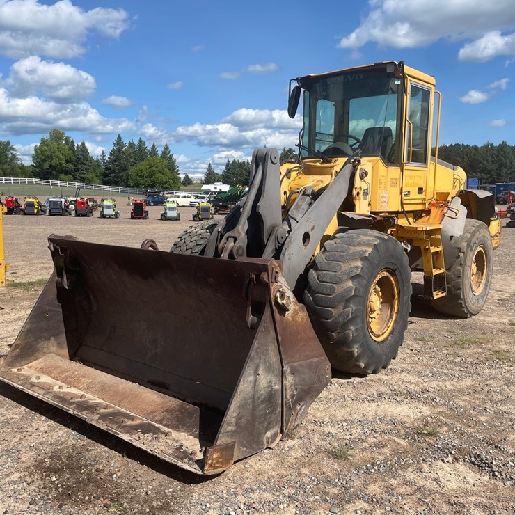 2005 VOLVO L90E