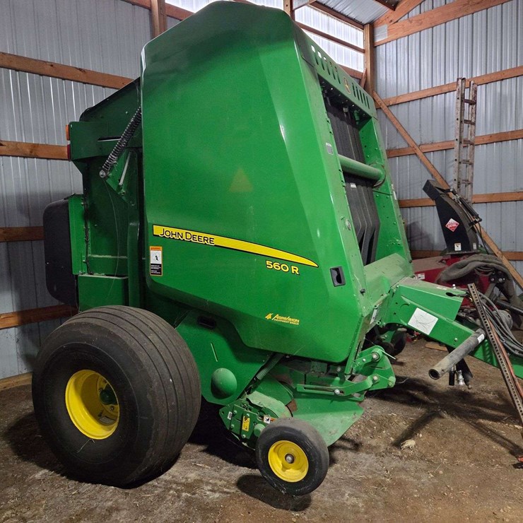 2023 JOHN DEERE 560R