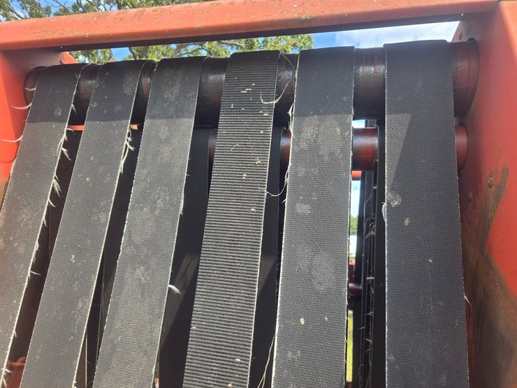 hesston-5540-image-18