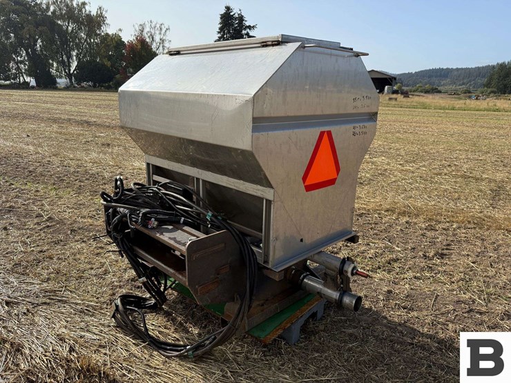 2008-custom-22.5'-air-seeder-image-40