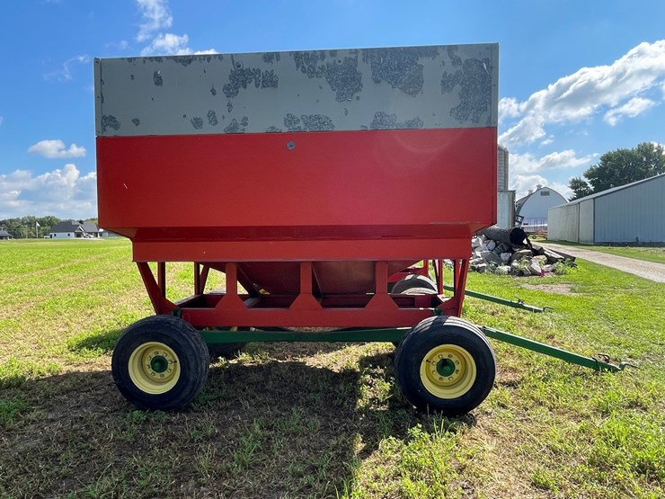 john-deere-1075-image-4