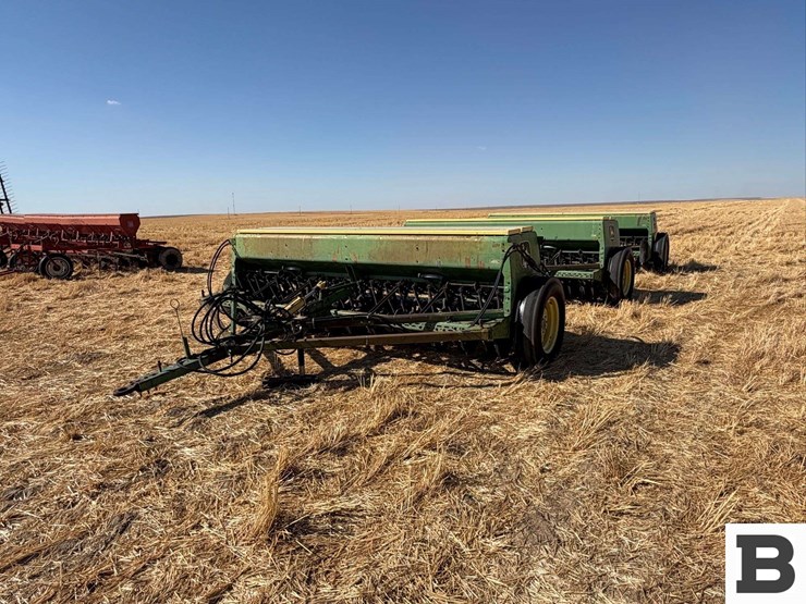 john-deere-8350-image-1