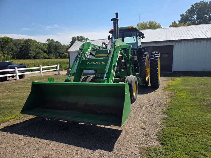 1977-john-deere-4430-image-6