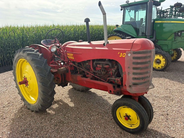 massey-ferguson-30-image-2