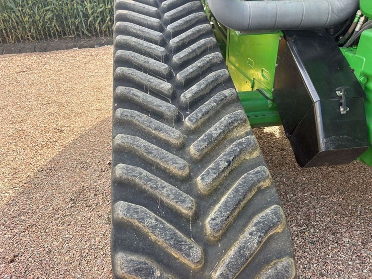 2006-john-deere-8430t-image-13