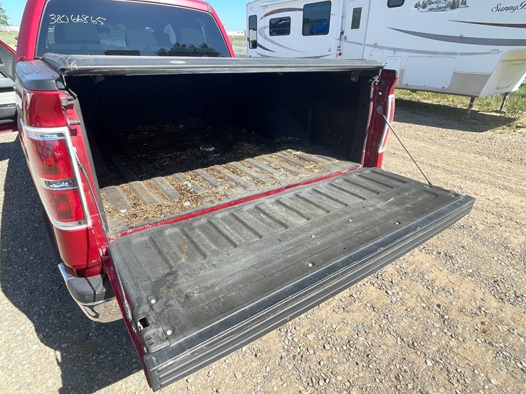 2012-ford-f150-xlt-image-28