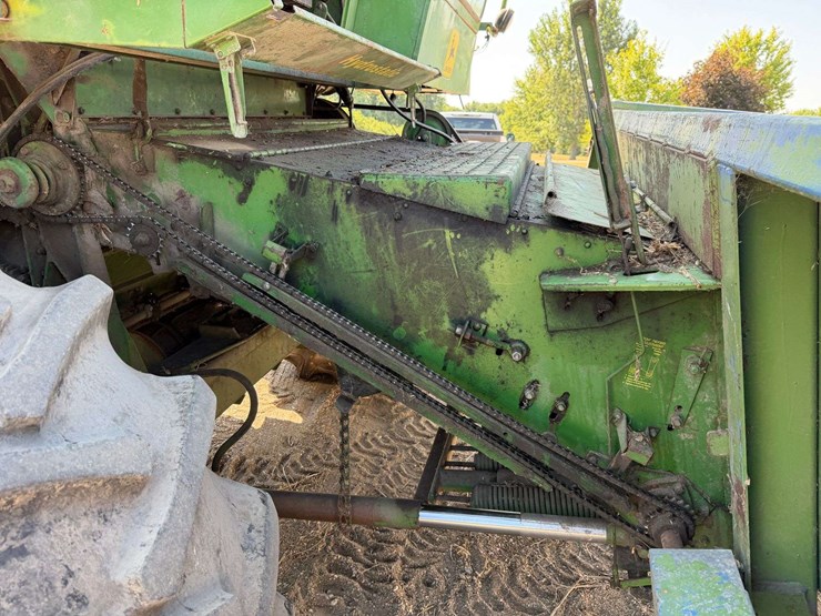 john-deere-7700-image-25