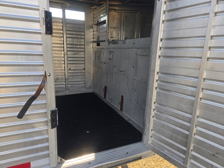 #26361-•-1995-30'-featherlite-trailer-image-16