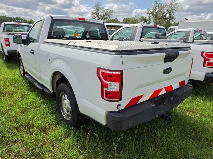 2018-ford-f150-xl-image-3
