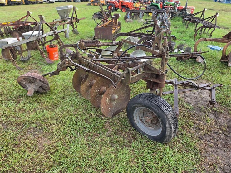 176---1940s-offset-disc-tiller-image-5