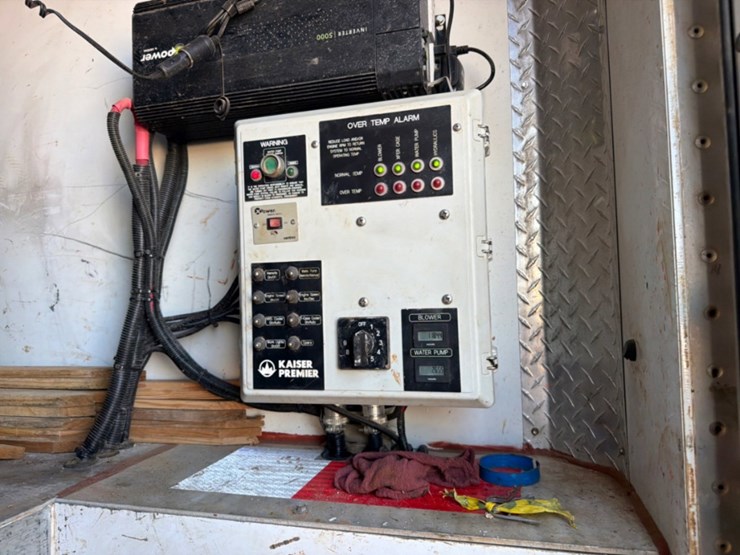 2024-kenworth-t880-image-6