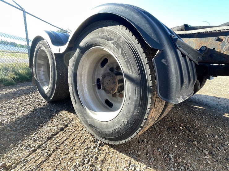 2006-kenworth-t800b-image-14
