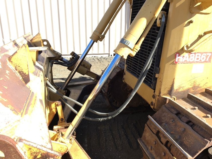2001-caterpillar-d6r-xl-image-13