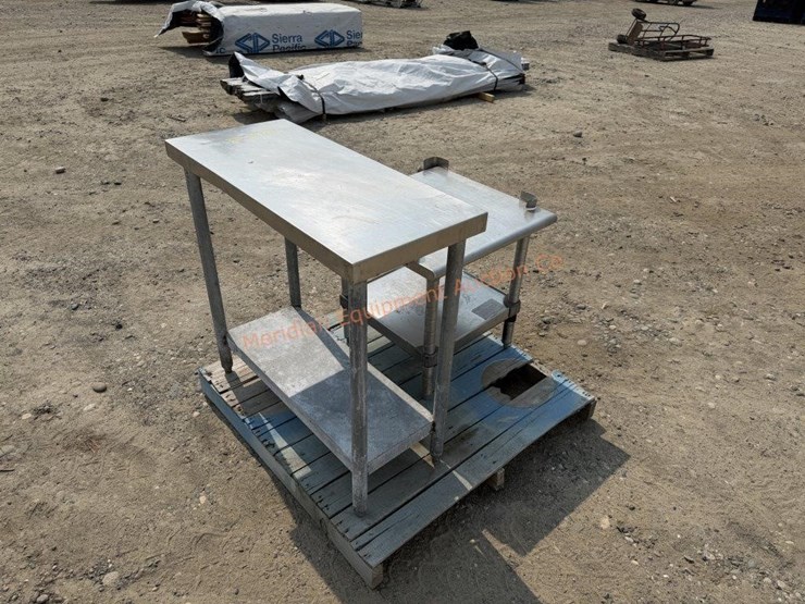 2--stainless-steel-tables-image-4
