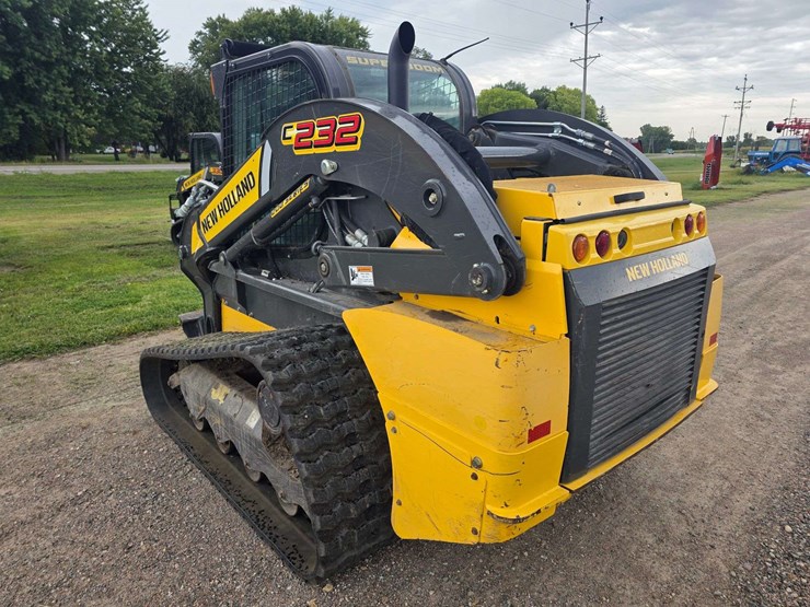 new-holland-c232-image-20