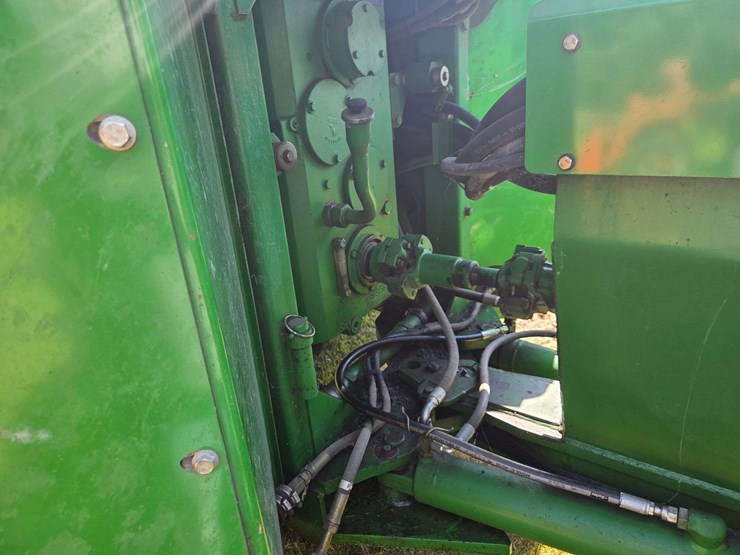 1992-john-deere-8760-image-17