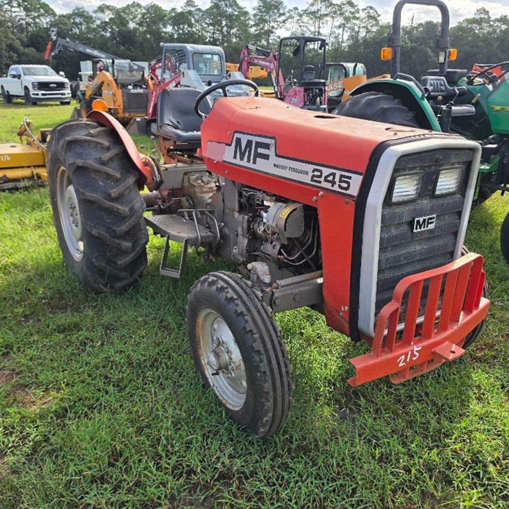 MASSEY-FERGUSON 245