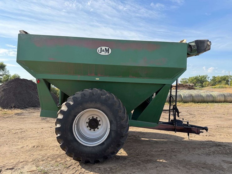 j&m-675-image-6