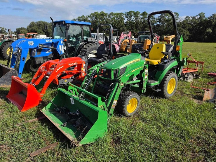 2021-john-deere-2025r-image-2
