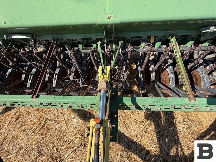 john-deere-8350-image-22