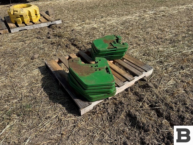 john-deere-quik-tatch-front-suitcase-weights-image-3