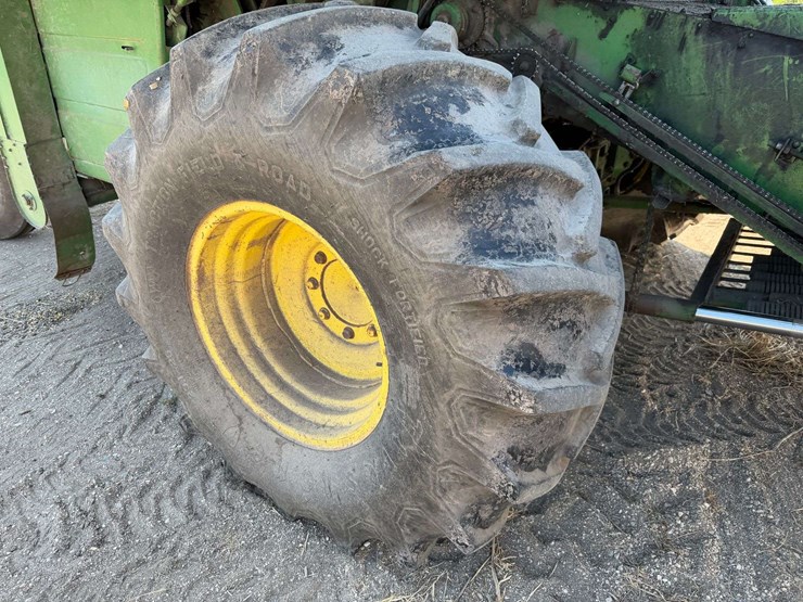 john-deere-7700-image-24