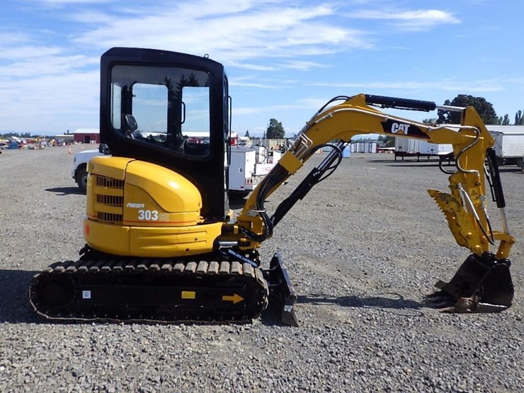 caterpillar-303-image-6