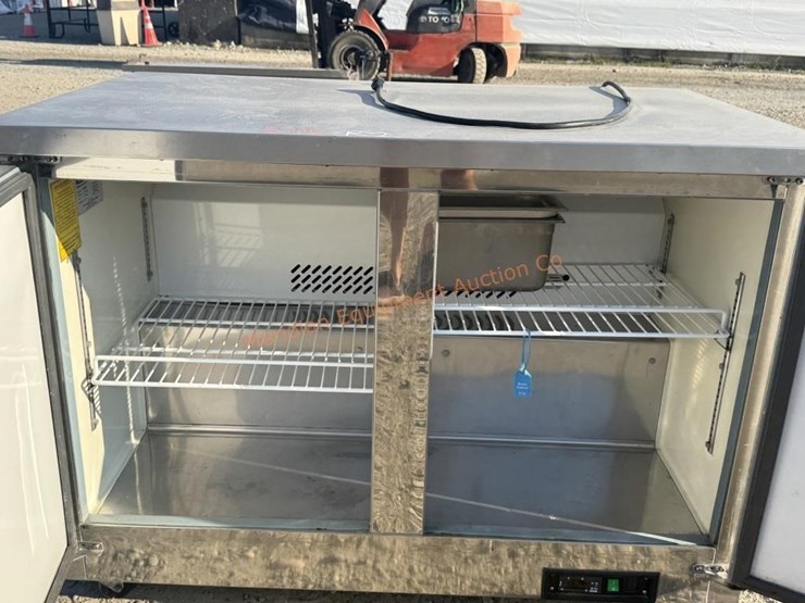 artic-air-commercial-fridge-image-9