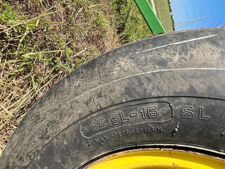 john-deere-1075-image-12
