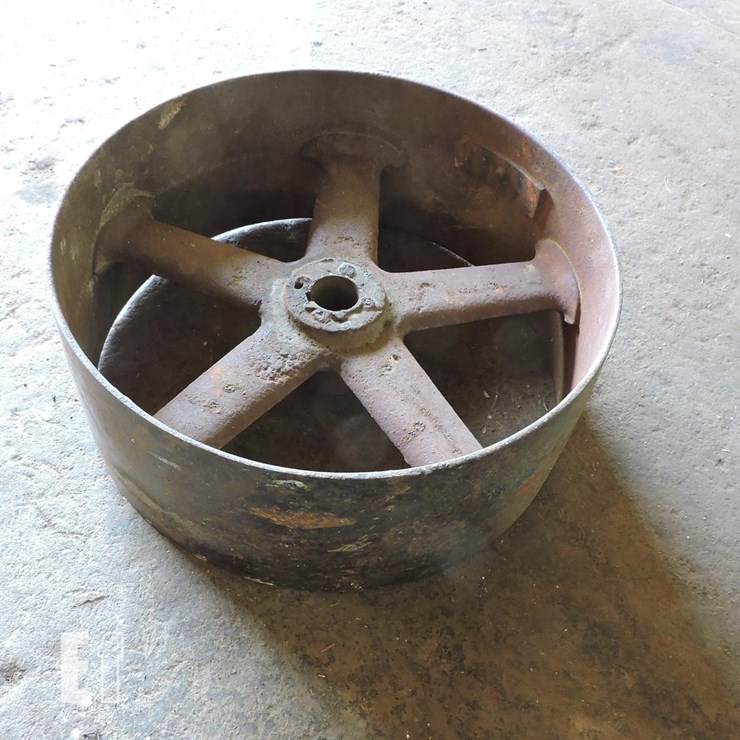 STEEL FLAT BELT PULLEY, 16” DIAMETER X 6” WIDE