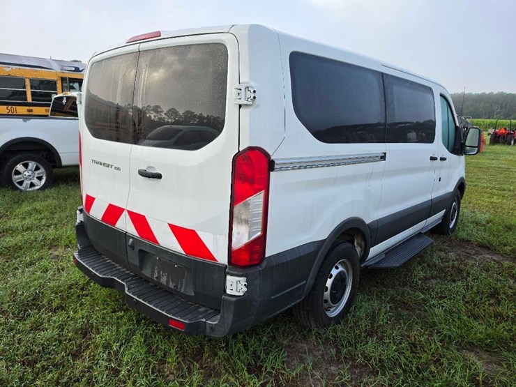 2017-ford-transit-image-5