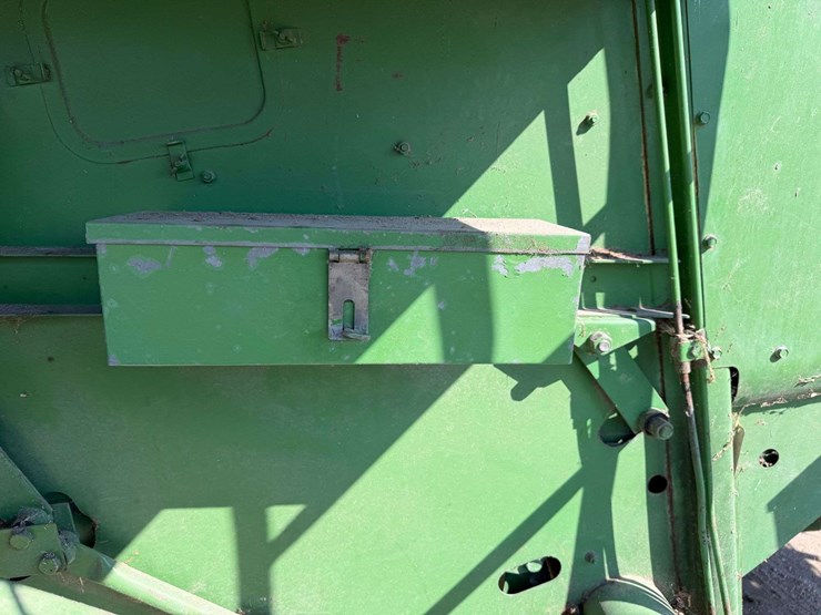 john-deere-7700-image-16