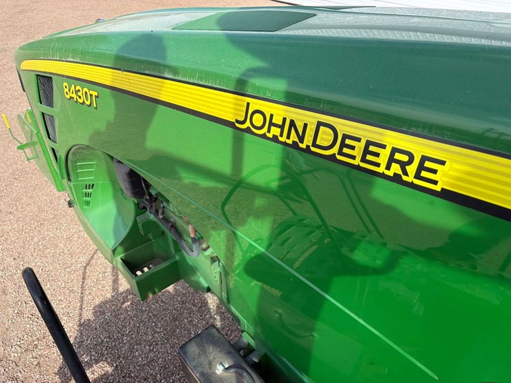 2006-john-deere-8430t-image-47