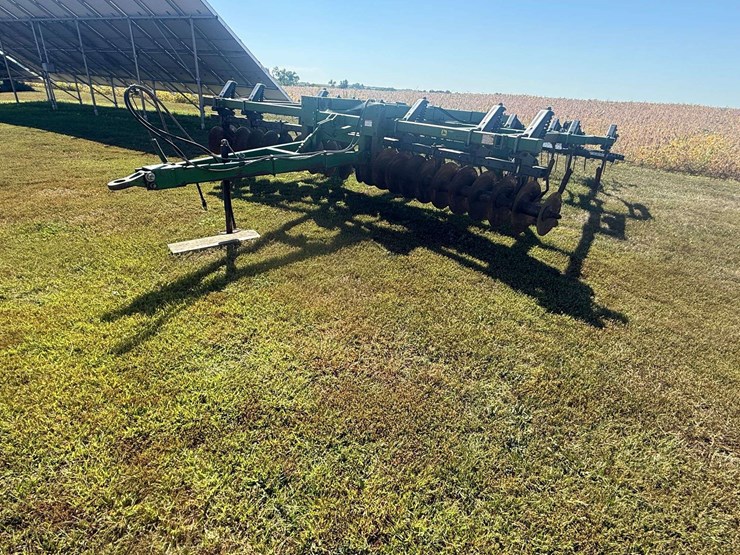 john-deere-714-image-2