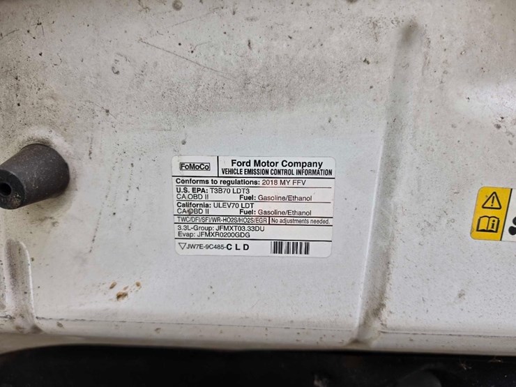 2018-ford-f150-xl-image-17