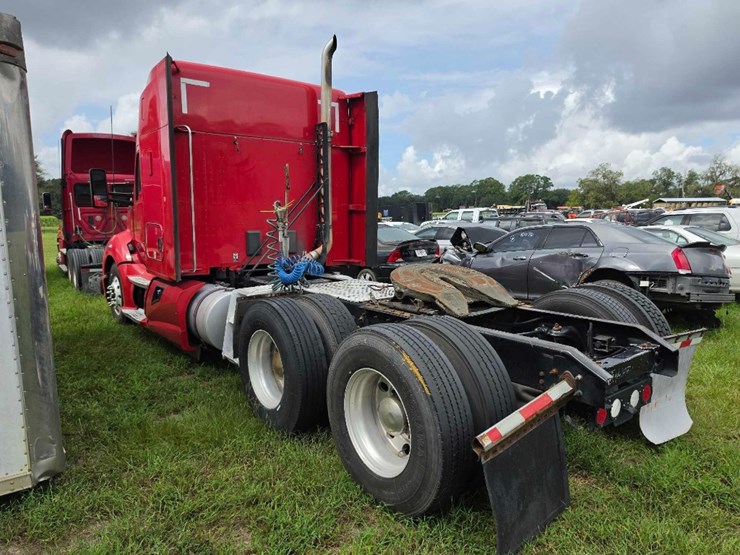 2016-kenworth-t680-image-3