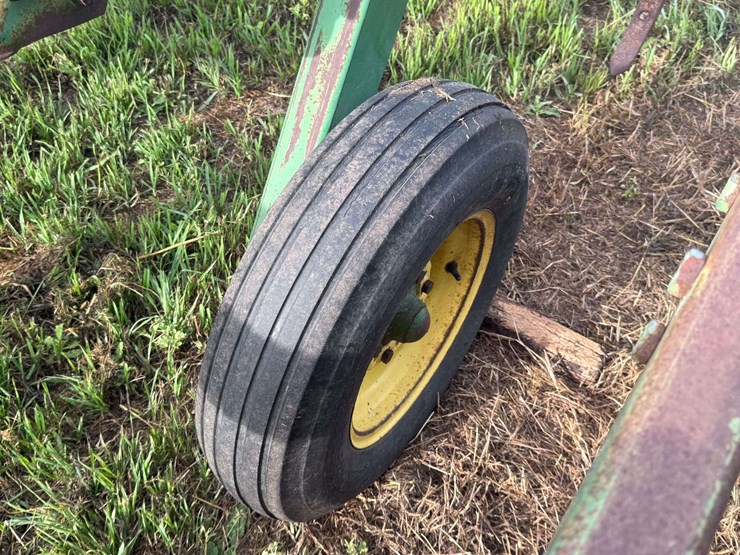 john-deere-1610-image-11