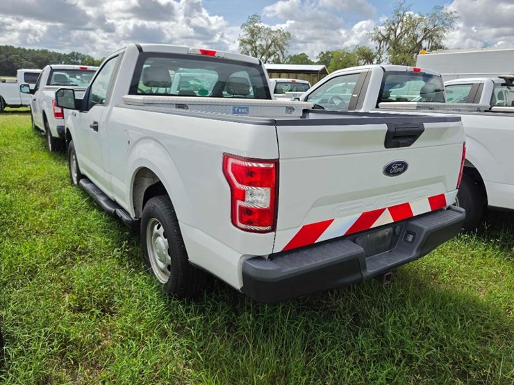 2018-ford-f150-xl-image-3