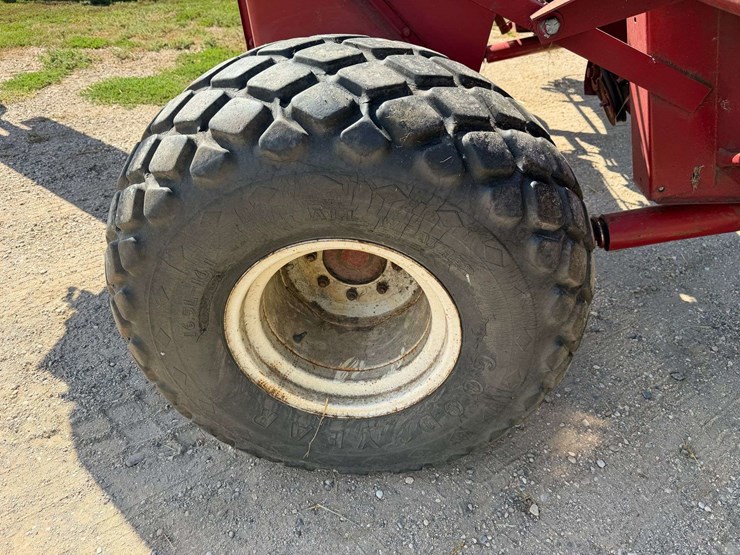 case-ih-230-image-28