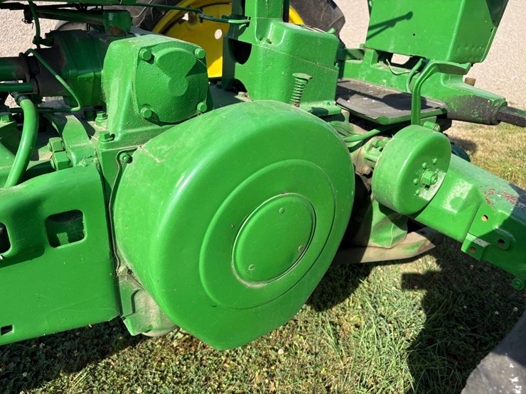1951-john-deere-b-image-25