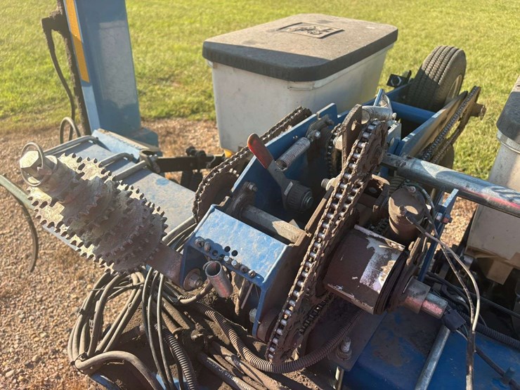 2014-kinze-3140-image-16