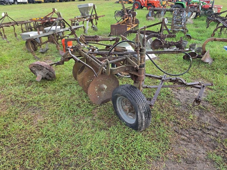 176---1940s-offset-disc-tiller-image-1