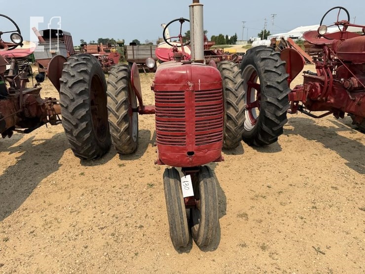 1954-farmall-super-c-image-2