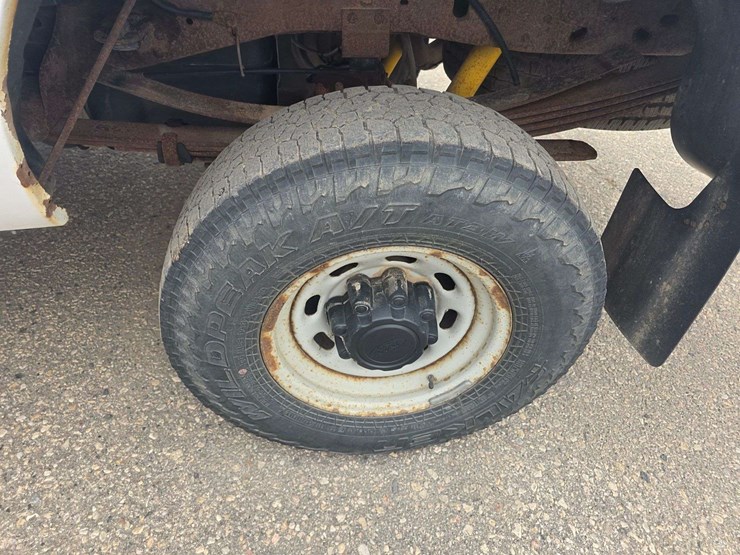 1999-ford-f250-xl-image-28