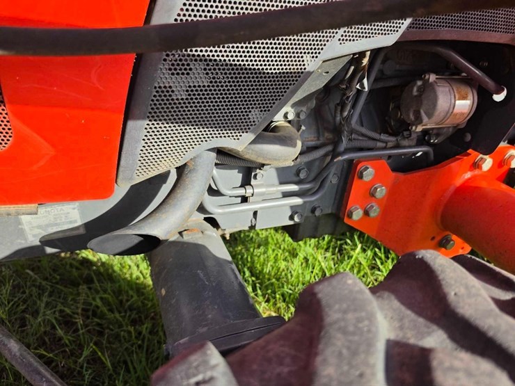 kubota-l2501-image-10