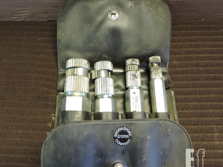 brookstone,-pipe-nipple-extractor-set-image-1