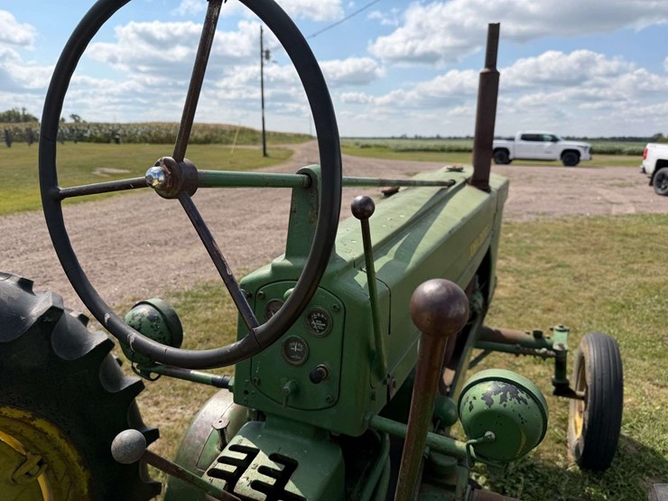 john-deere-50-image-12